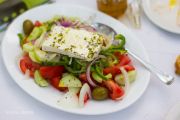 Foto: Feta, frappe un grieķu izēšanās kults