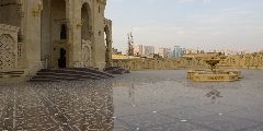 Foto: Vēja un būvlaukumu pilsēta Baku