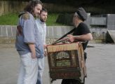 Foto: Kalni, vīns un Pikaso par latu