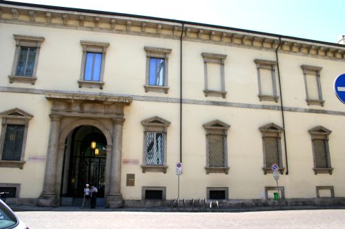 Ambrozija mākslas galerija/Pinacoteca Ambrosiana