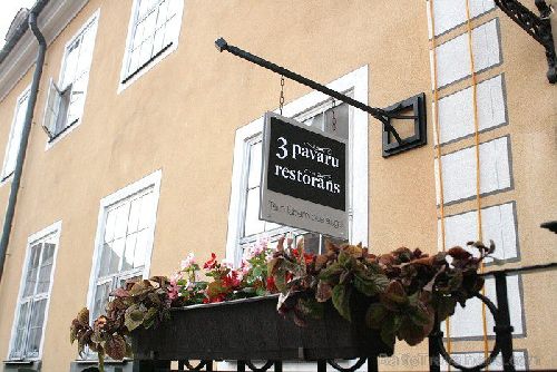 3 pavāru restorāns - Tam labam būs augt!
