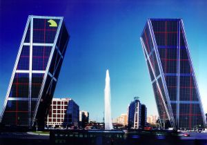 Puerta de Europa