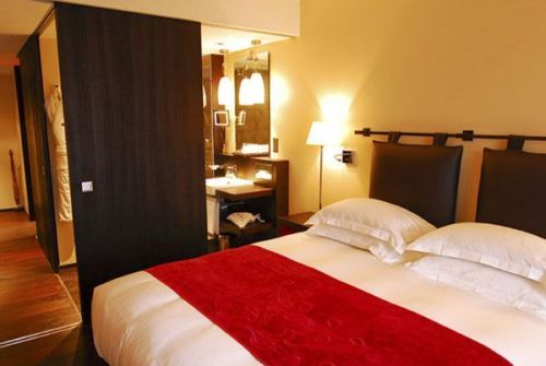 Eastwest hotel
