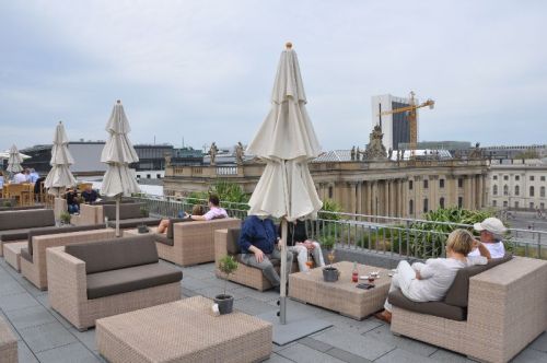 Hotel de Rome jumta terases bārs
