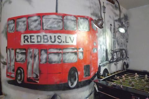 Red Bus 