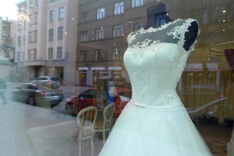 Avotu ielas kāzu salonu koncentrāts